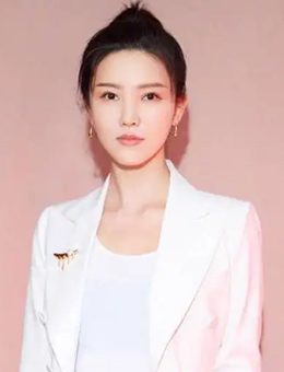 （杨子姗饰演）