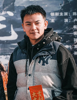 （马率饰演）