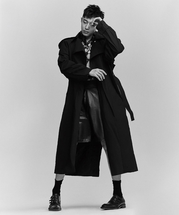 王森黑白质感时尚写真照