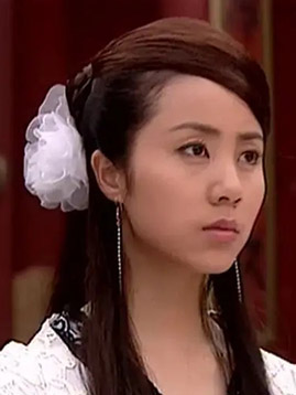 杜金娥（杨七郎之妻）（孙莉饰演）