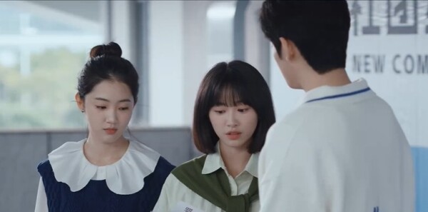 树下有片红房子第19集剧照